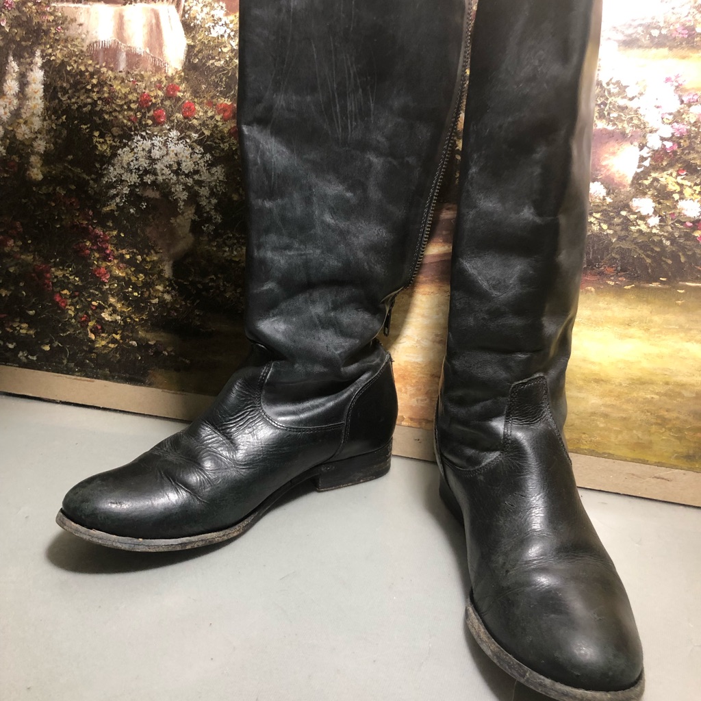 Frye Women’s Knee Boots Sz 7 B